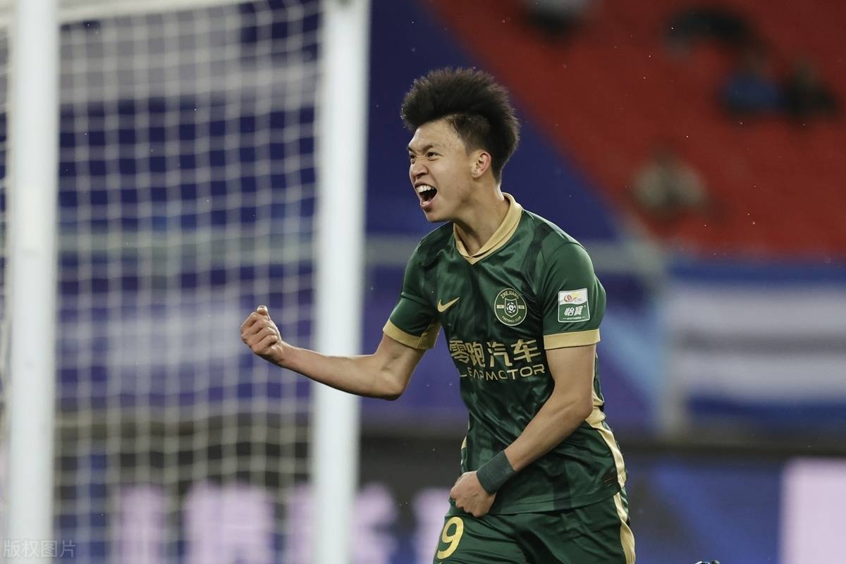 乐鱼app下载安装-关于沃尔夫斯堡新晋球员崭露头角，锋线注入活力的信息