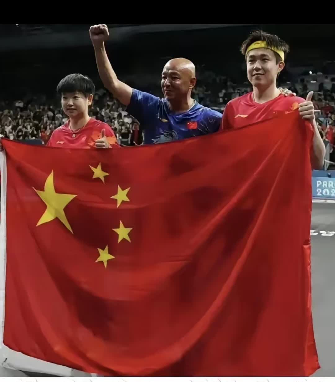 关于热血激情！球员奋力拼搏争取每分的信息