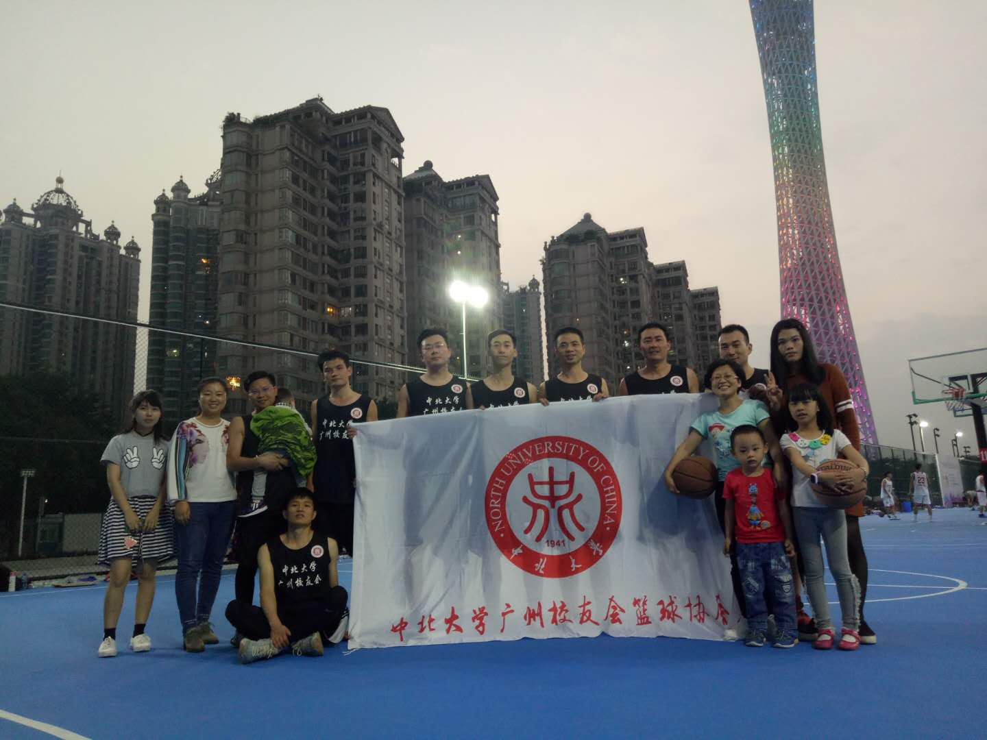 包含参赛集体配合默契，实力大增的词条