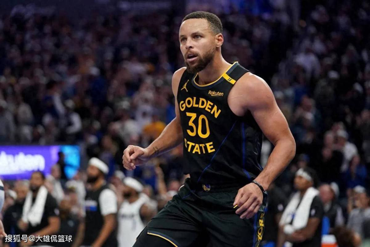 乐鱼体育官方首页-猛龙与勇士再度对决NBA总决赛